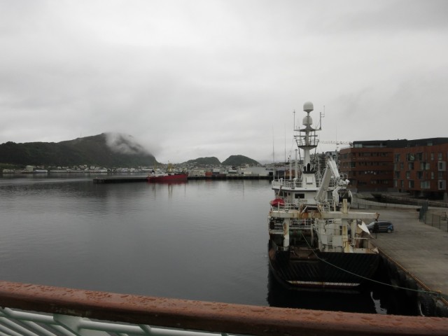 Hurtigruten_2015-06-18_09-16